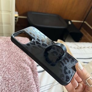 Loopy iPhone 12 midnight leopard case